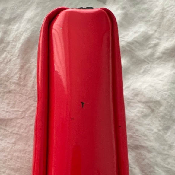 👑✅PRICE FIRM✅👑Red Patent Chanel Small Cosmetic Case & Black Pouch - Picture 7 of 17